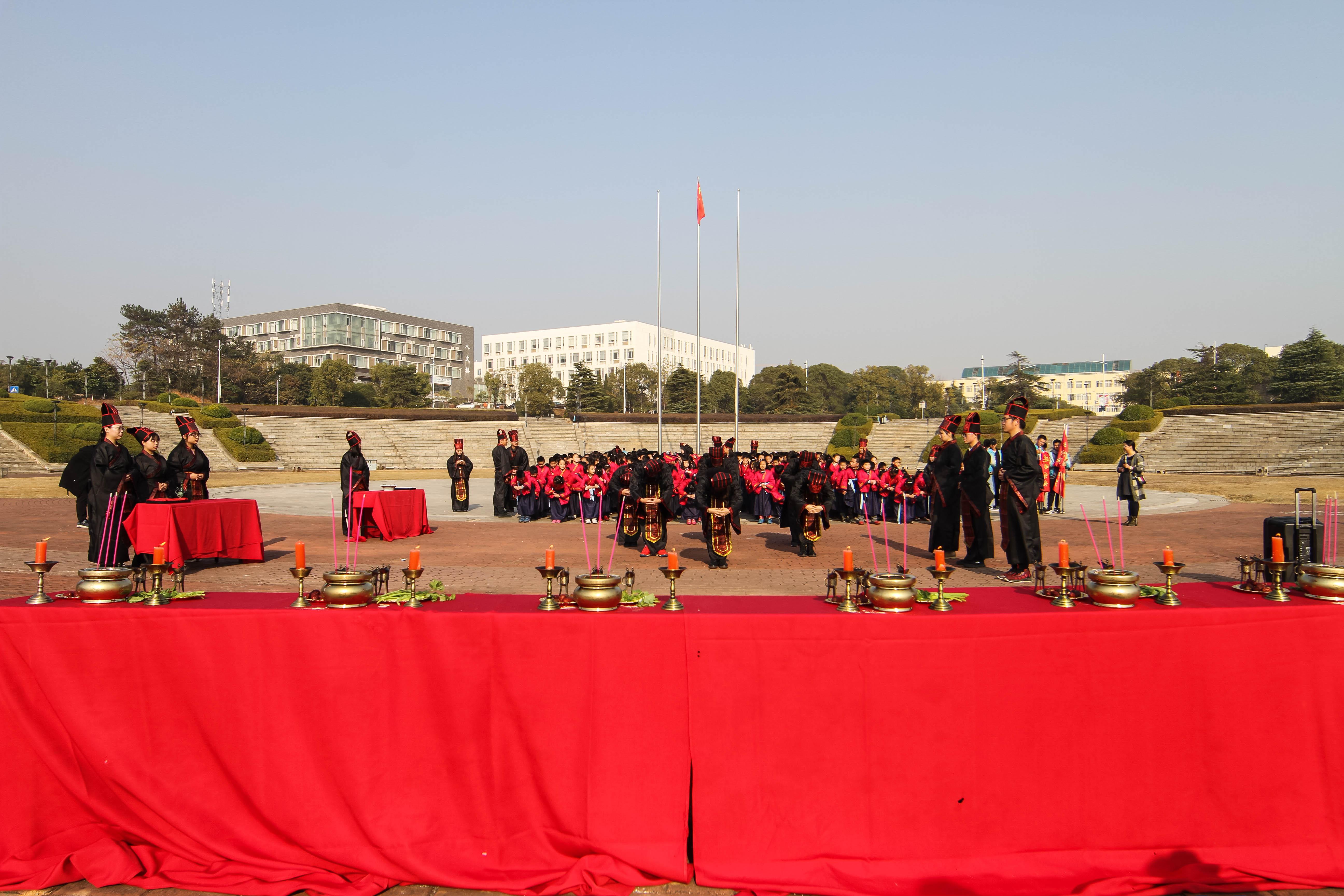 b08aeab2dfb544358dceb1fe426f216b.jpg b08aeab2dfb544358dceb1fe426f216b.jpg